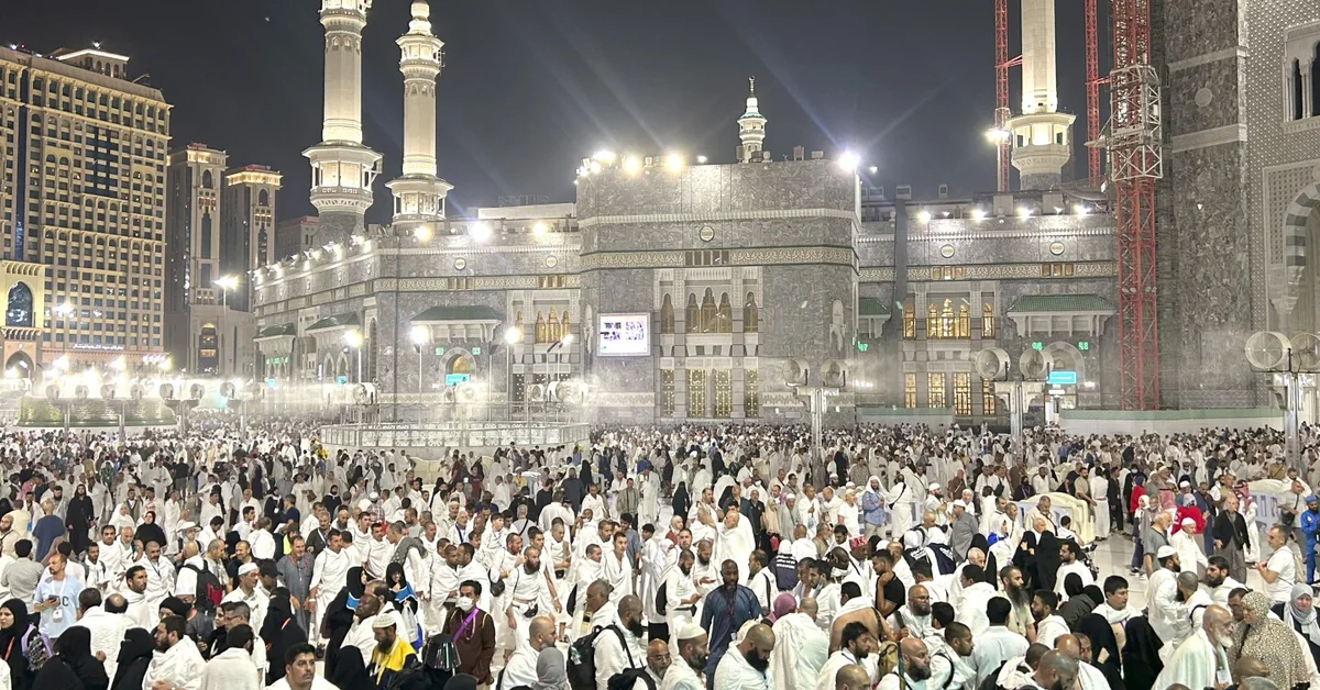 Continuous assistance at Aisha Mosque helped pilgrims navigate their Hajj journey. - Main Image
