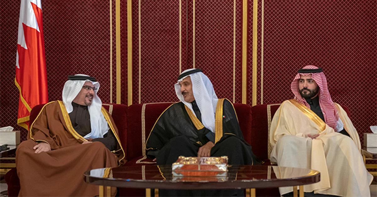 Bahrain’s Crown Prince meets with members of the Saudi-Bahraini Business Council. - Main Image