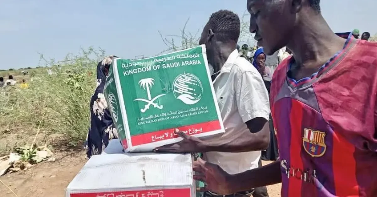 KSrelief distributes 1,500 food baskets in Sudan’s Blue Nile State. - Main Image