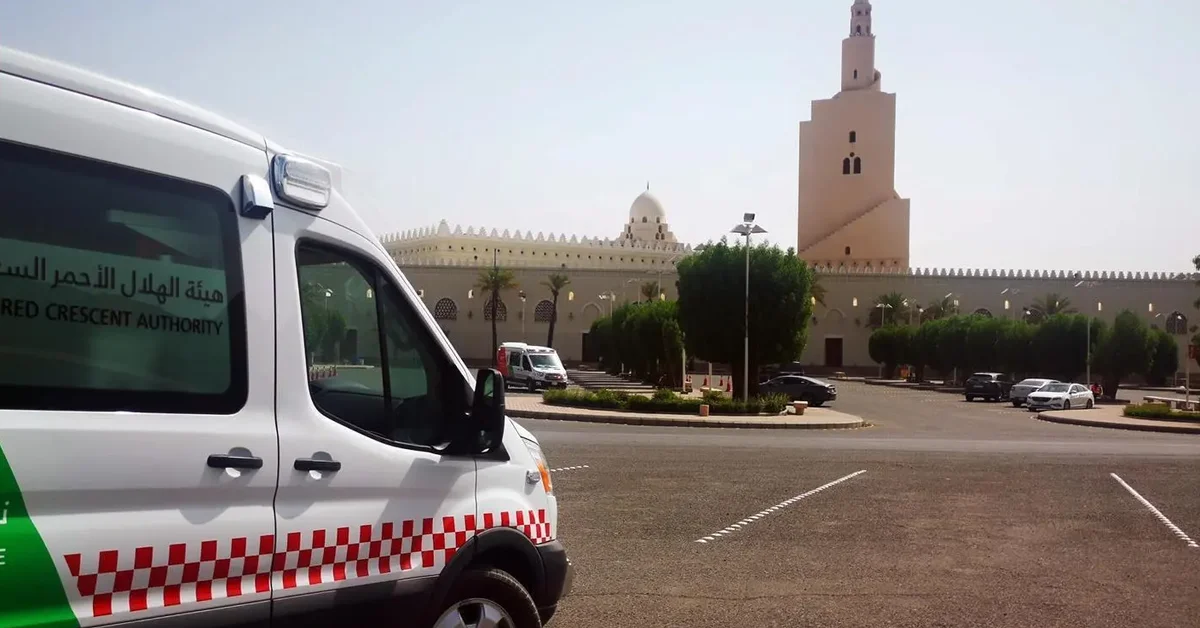 Saudi Red Crescent Deploys Ambulances Along Pilgrim Routes for Hajj 1446 AH - Main Image