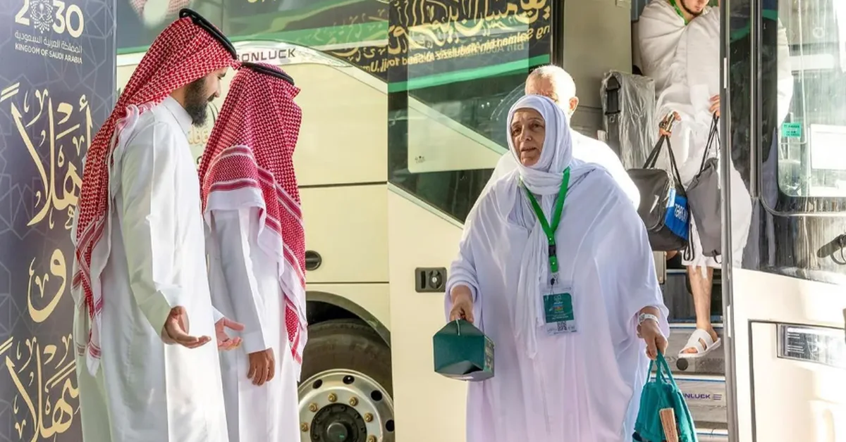 Guests of the Custodian of the Two Holy Mosques Join Friday Prayers at Grand Mosque - Main Image