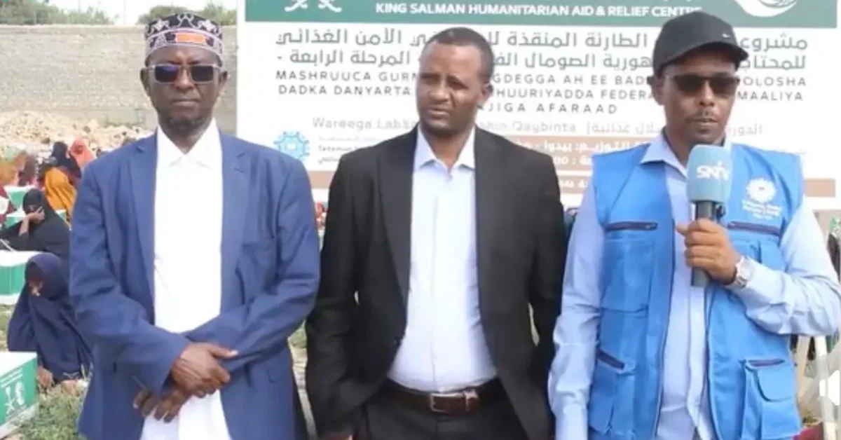 KSrelief distributes 1,220 food baskets to Somali flood victims - Main Image