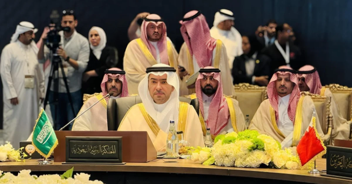Al-Hogail Heads Saudi Arabia's Delegation to GCC Ministers of Municipalities Meeting - Main Image