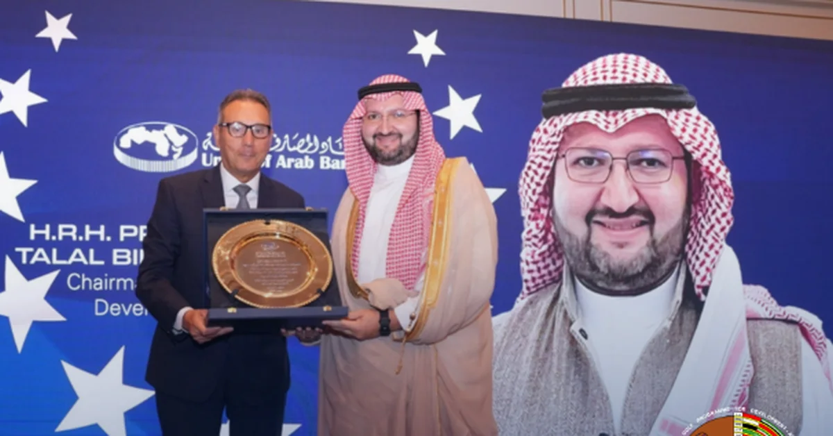 Prince Abdulaziz bin Talal Receives 'Leadership Vision Award' - Main Image