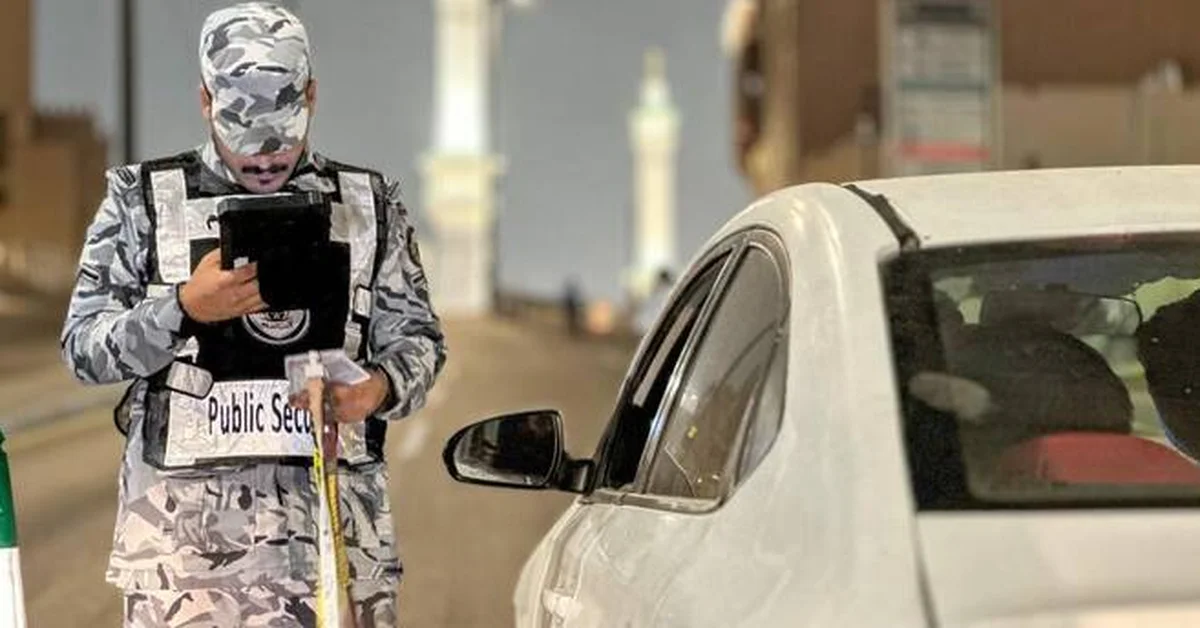 Citizen Apprehended for Transporting People Attempting Unauthorized Makkah Entry - Main Image