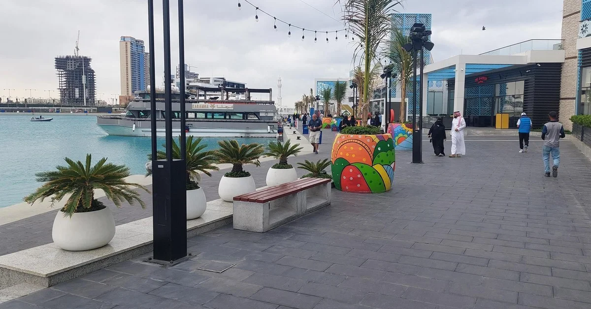 Jeddah’s Seaside Escapes Draw Tourists for Summer Season - Main Image