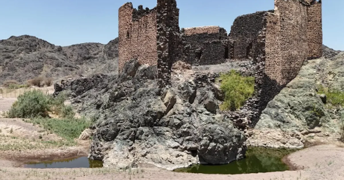 Madinah's Hadya Castle: Historic Stop and Water Source for Hajj Caravans - Main Image