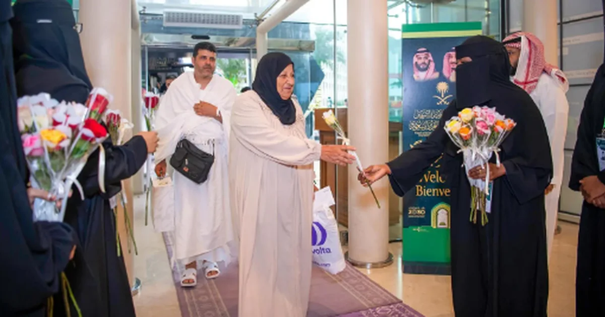 Second Group of Gaza Pilgrims Arrives Under Custodian of the Two Holy Mosques Program - Main Image