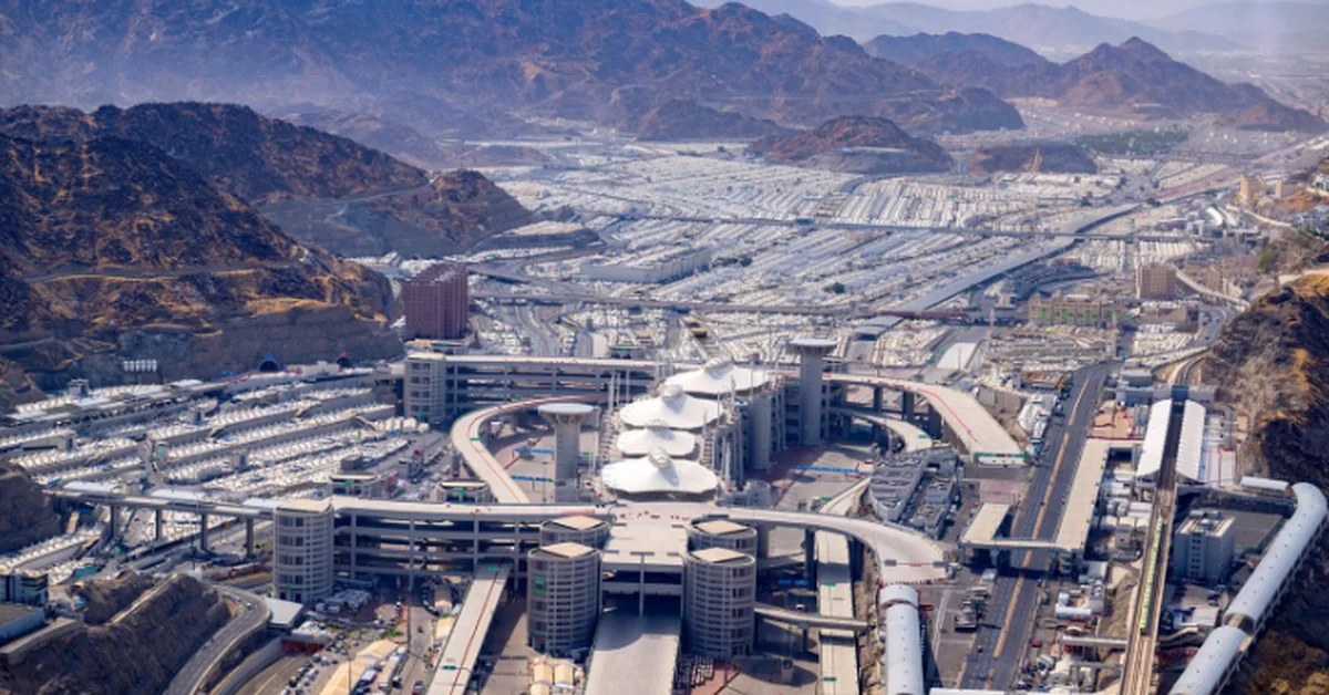 Mina: A Living Testament to Prophetic Traditions and the Legacy of Hajj Across Ages - Main Image