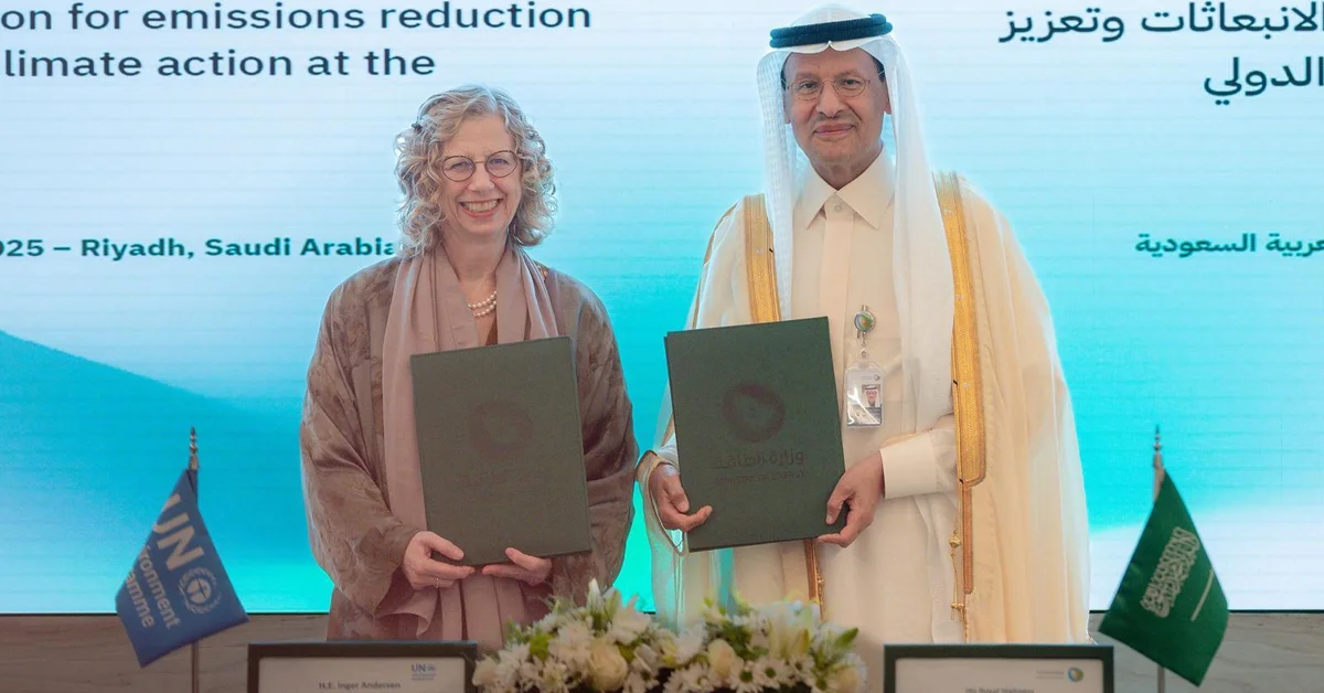 Minister of Energy, UNEP Chief Sign MoU on Regional Emissions Cooperation, Global Climate Action - Main Image
