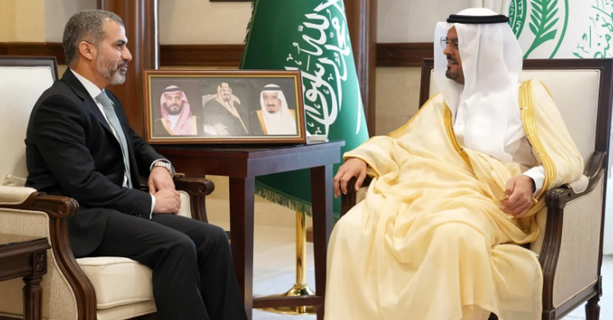 Makkah Region Deputy Governor Receives Iraqi Consul General in Jeddah - Main Image