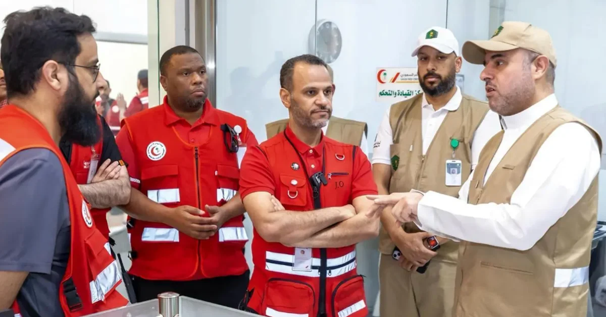 Makkah Mayor evaluates Red Crescent's emergency plans for Hajj - Main Image