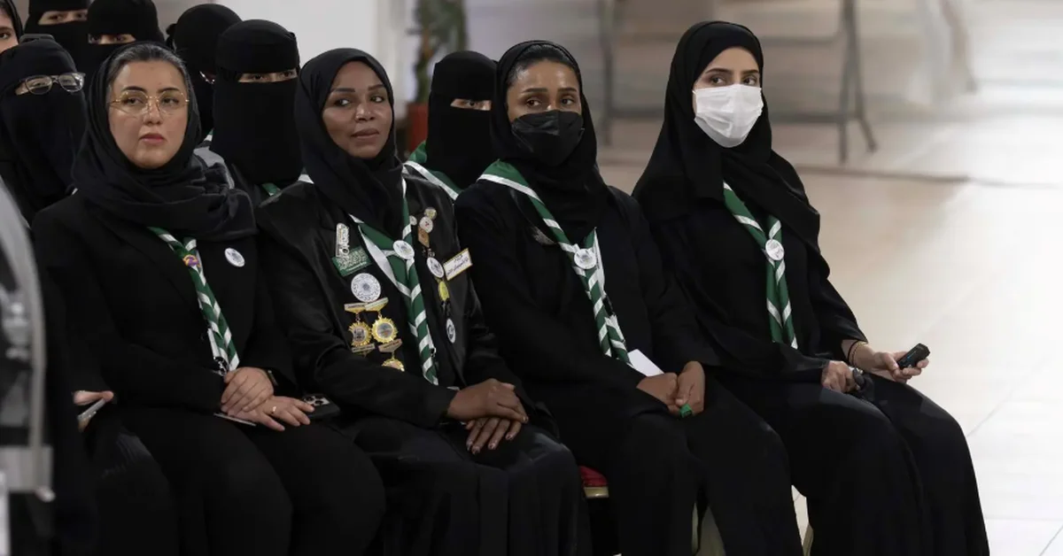 Saudi women play key roles in delivering Hajj services - Main Image