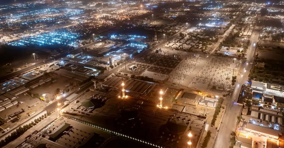 Arafat adorned with 20,000 uniquely designed lights for Hajj season - Main Image