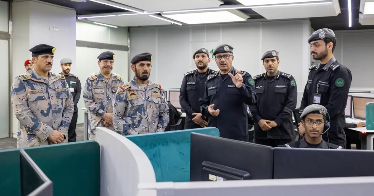 Border Guards Director General visits Makkah’s Unified Security Center 911 - Main Image