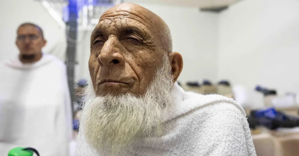 Blind Pilgrim Realizes Lifelong Dream of Performing Hajj - Main Image