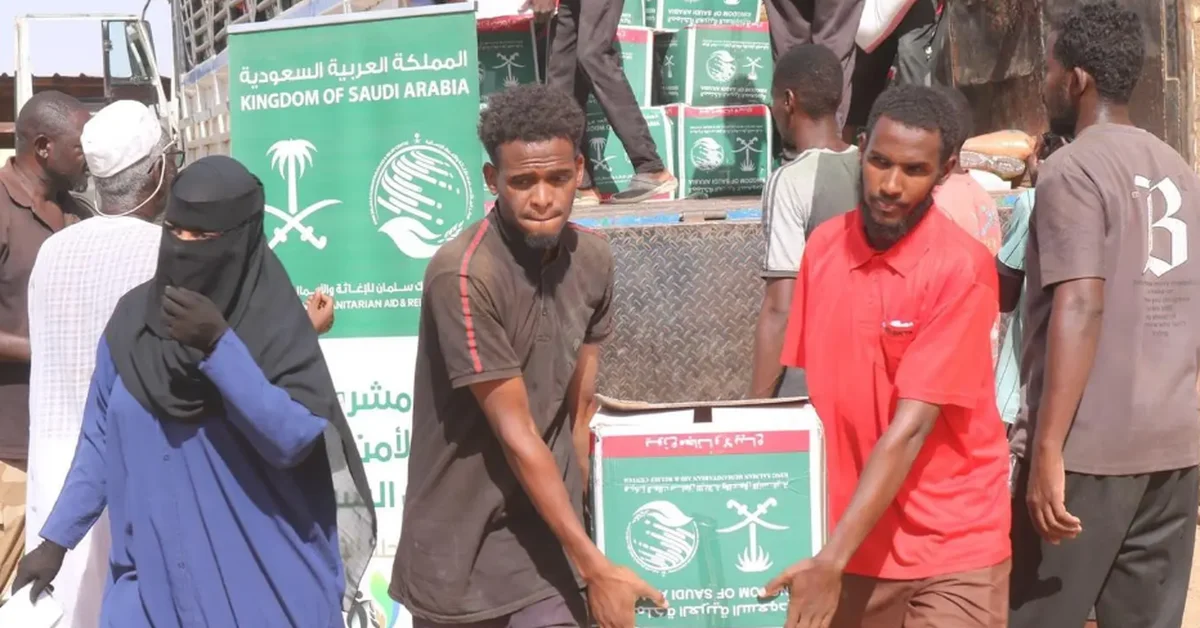 KSrelief delivers 1,150 food baskets in Sudan’s Karari locality - Main Image