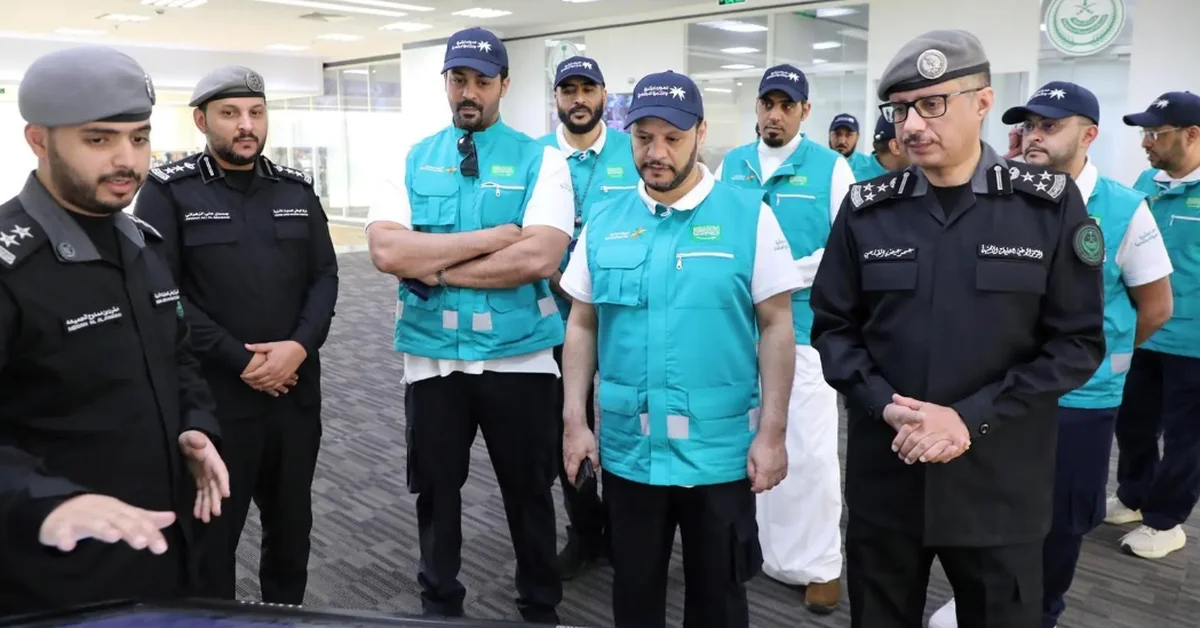 HR Assistant Minister visits Unified Security Operations Center 911 in Makkah - Main Image