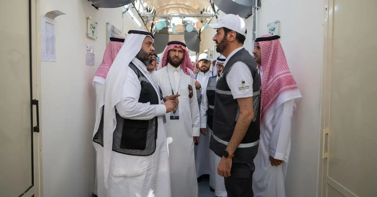 Hajj and Umrah Minister inspects Jamarat urges highest service quality for pilgrims - Main Image
