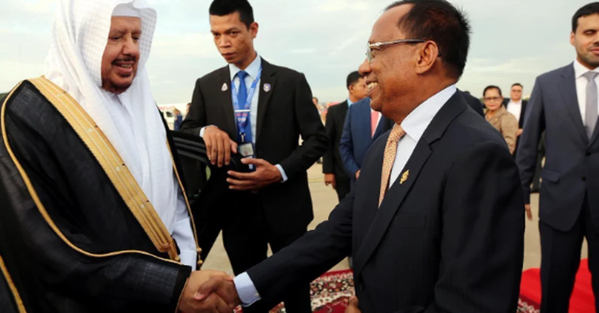 Shura Council Speaker Arrives in Cambodia on Official Visit - Main Image
