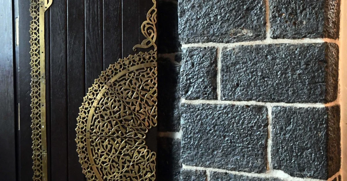 Ancient Stones Define Madinah's Enduring Architectural Identity - Main Image