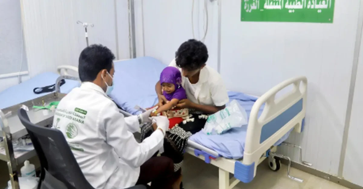 KSrelief Mobile Clinics Serve 197 Beneficiaries in Yemen's Haradh District in One Week - Main Image