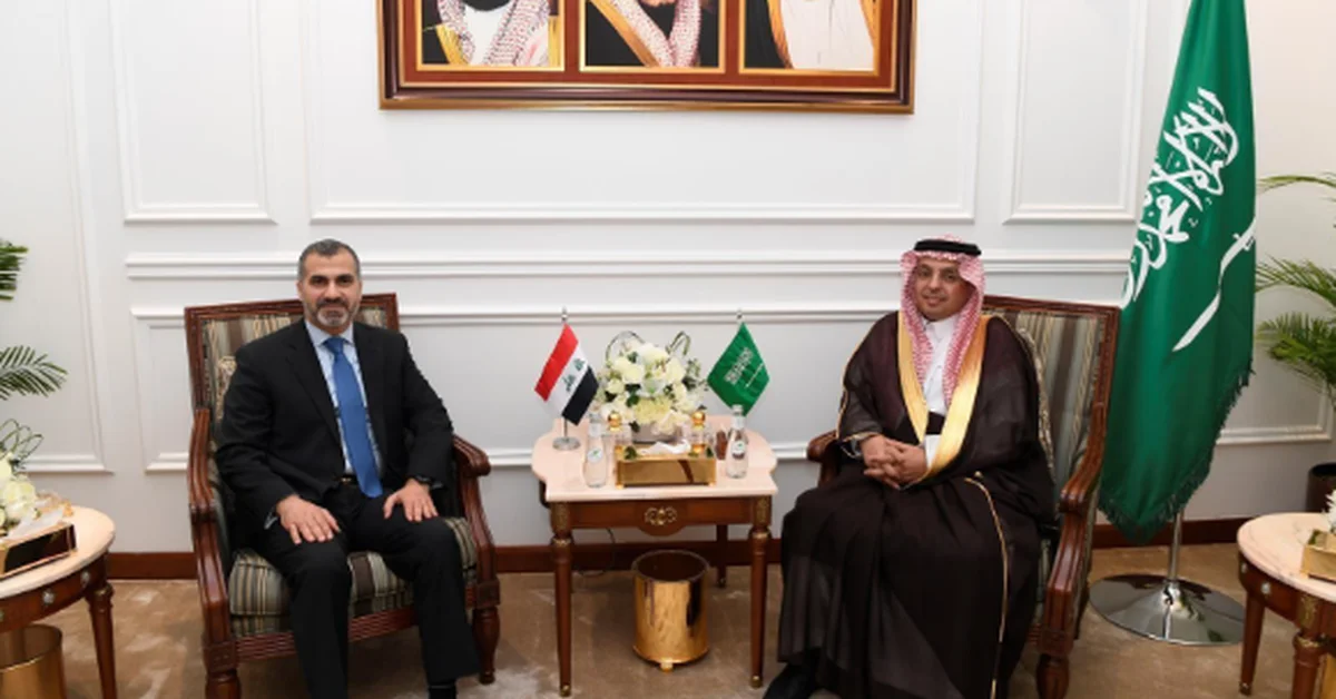 Foreign Ministry’s Makkah Branch Director Receives Consul General of Iraq in Jeddah - Main Image