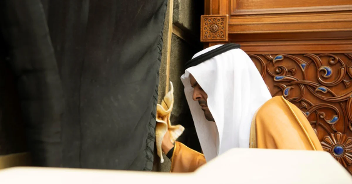 Makkah Deputy Governor Washes Holy Kaaba on Behalf of the Custodian of the Two Holy Mosques - Main Image
