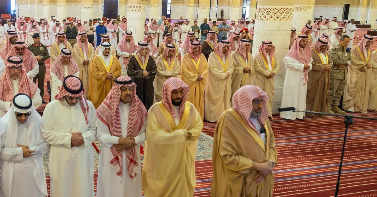 Deputy Governor of Riyadh Region Performs Funeral Prayer for Princess Bazah bint Saud bin Abdulaziz Al Saud - Main Image