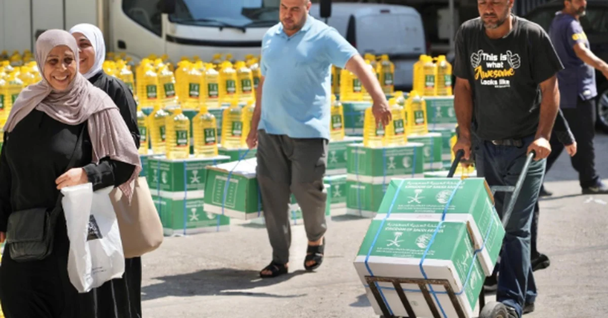 KSrelief Distributes 759 Food Baskets to Syrian Refugees in Beirut - Main Image