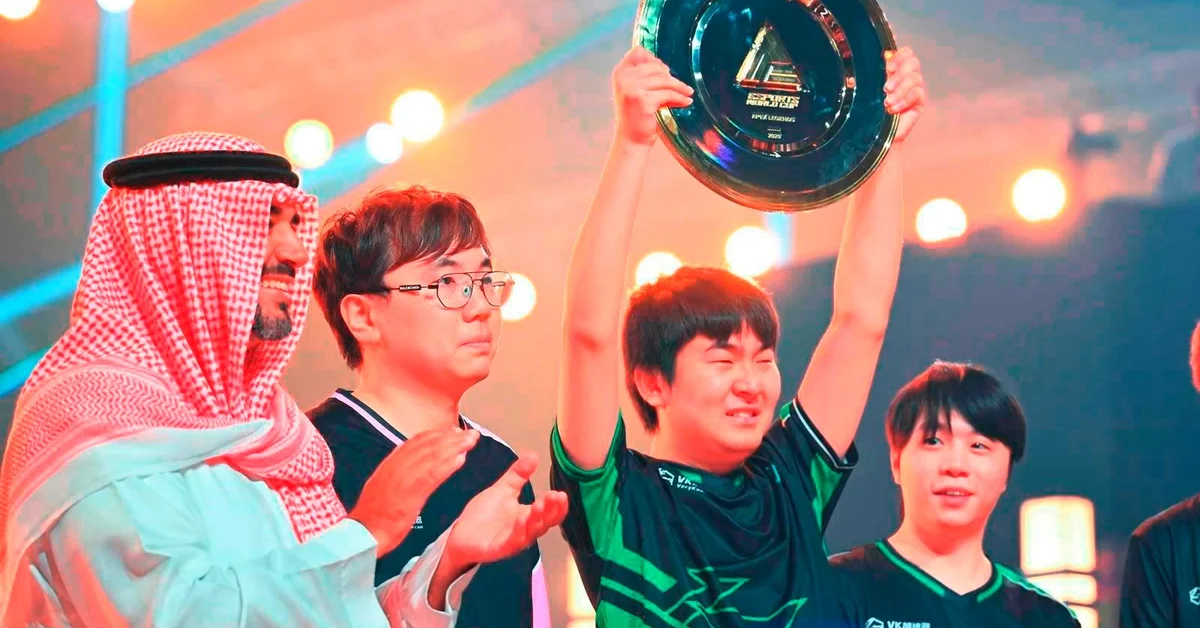 VK GAMING Clinches Apex Legends Title at Esports World Cup 2025 - Main Image