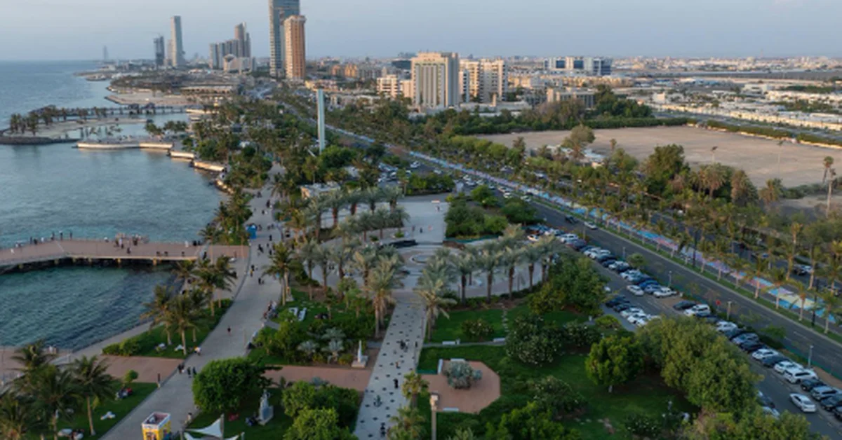 Jeddah's Waterfronts and Parks Offer Enhanced Summer Experiences - Main Image