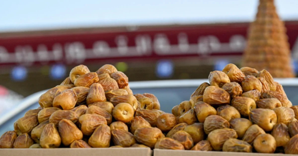 Buraydah Dates Carnival Draws Crowds as High-Quality Date Varieties Keep Flowing In - Main Image