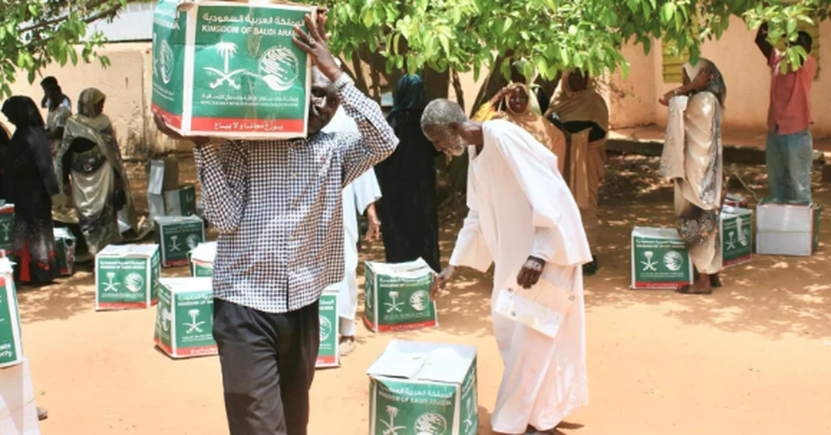KSrelief Distributes 700 Food Baskets in Sudan's Khartoum State - Main Image