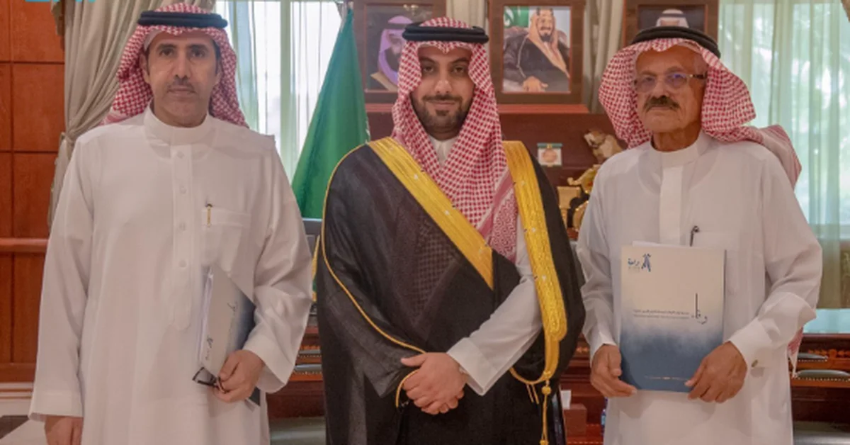 Unaizah Governor Witnesses Signing of SAR30 Million Elderly Care Project - Main Image