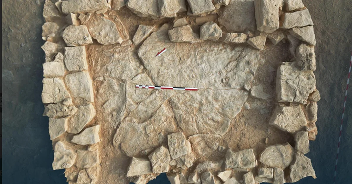 Ancient Artifacts Dating Back 50,000 Years Unearthed at Al-Qurainah Site in Riyadh - Main Image