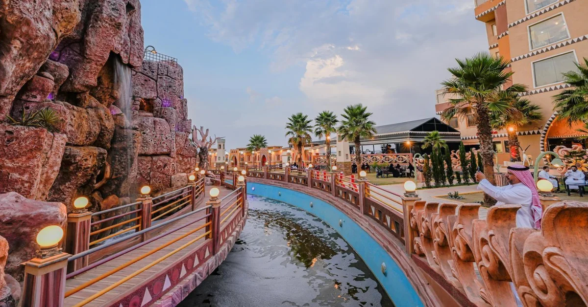 Al-Khulb Park Thrives with Beauty in Al-Mandaq Governorate amid Rainy Weather, Misty Moments - Main Image