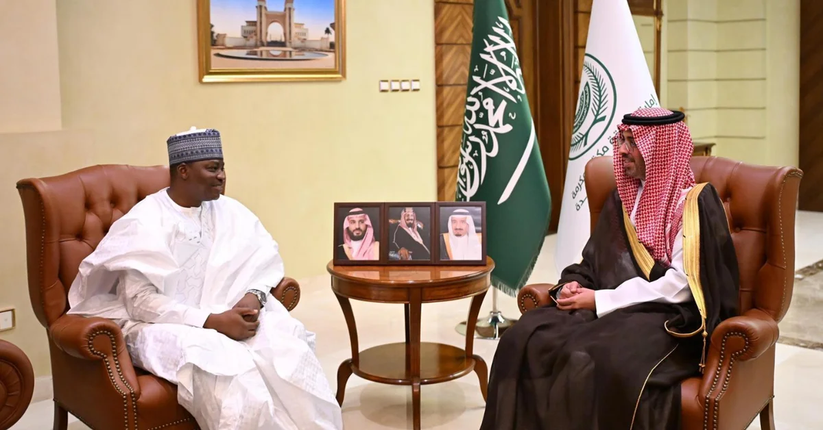 Jeddah Governor Receives Consul General of Ghana - Main Image