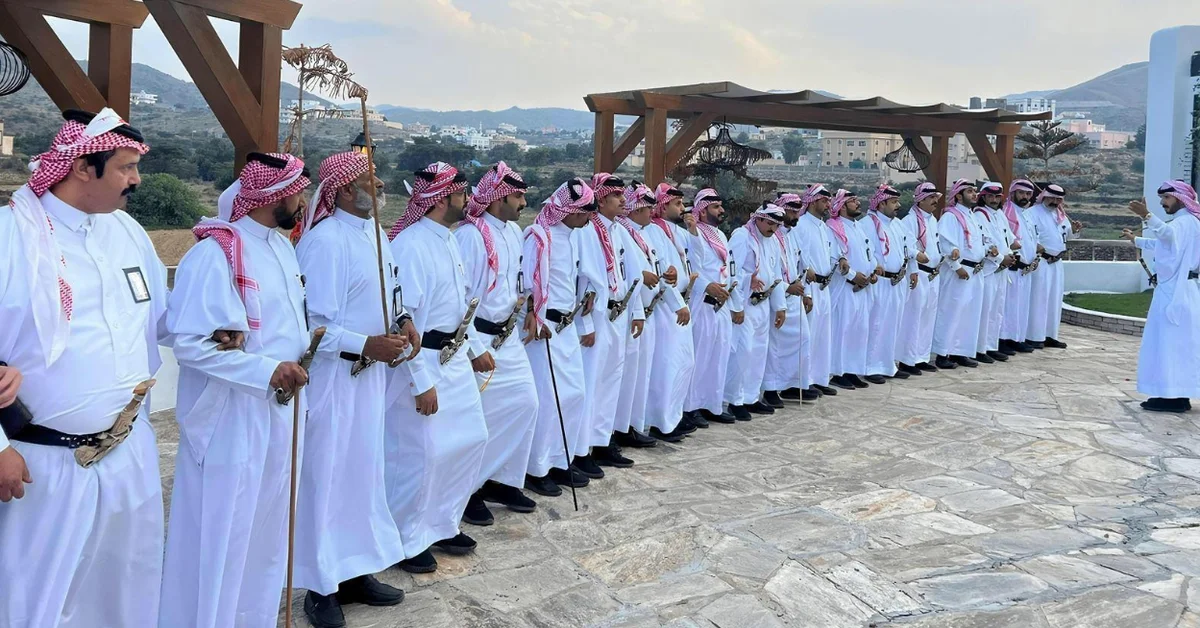 Al-Qazoou'i Dance: A Vibrant Symbol of Aseer’s Cultural Heritage - Main Image