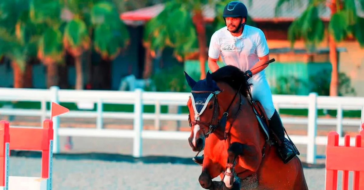 Horse Stables on Jeddah's Beaches: A Tourist Destination Combining Sports and Entertainment - Main Image