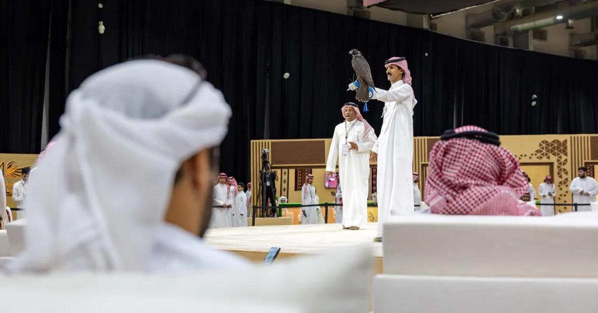 International Falcon Breeders Auction Records Sales of SAR96,000 on Sixth Night - Main Image