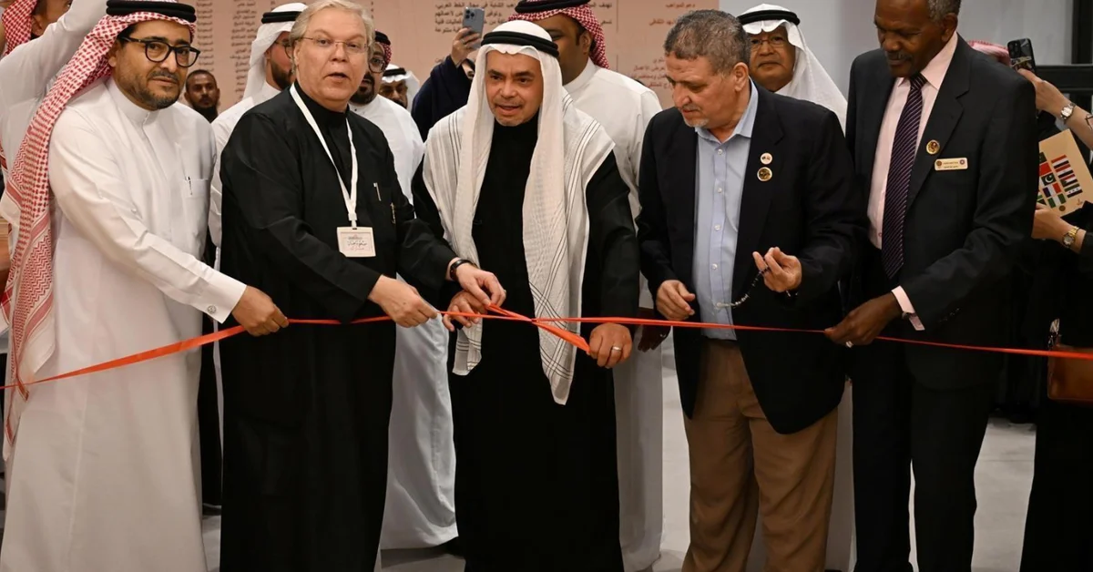 Second Arabic Calligraphy Arts Forum Opens in Jeddah - Main Image