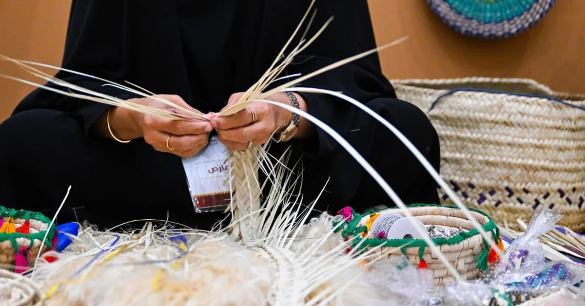 Qassim Artisans Preserve a Timeless Palm Wicker Weaving - Main Image