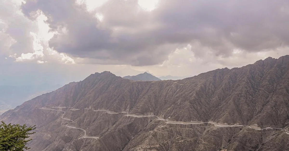 Al-Baha Region Implements Strategic Road Projects to Enhance Traffic Efficiency, Support Tourism, Economy - Main Image