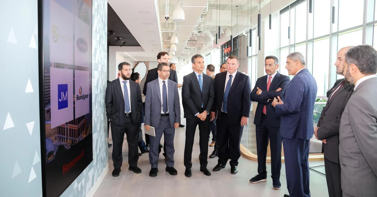 Industry Minister Strengthens Smart City, Industrial Collaboration with Honeywell Leadership - Main Image
