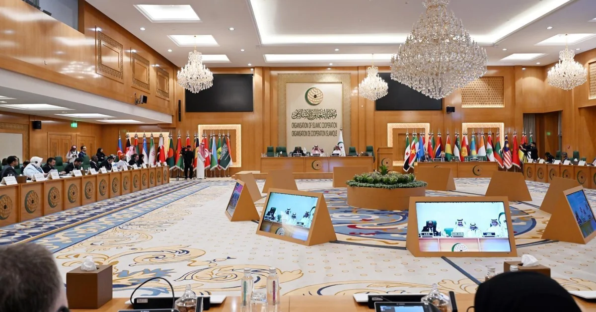 Jeddah Hosts Symposium on Empowering Youth through Gaming and Social Media - Main Image