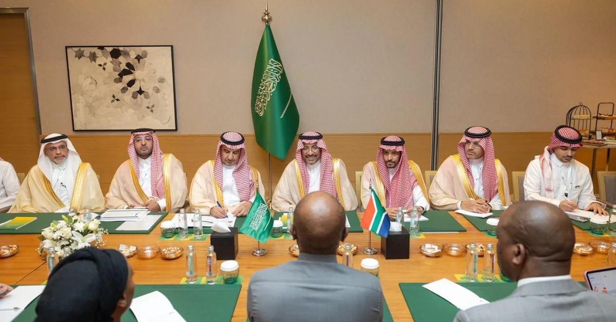 Minister of Industry and South African Counterpart Discuss Cooperation with Joint Business Council Leadership - Main Image