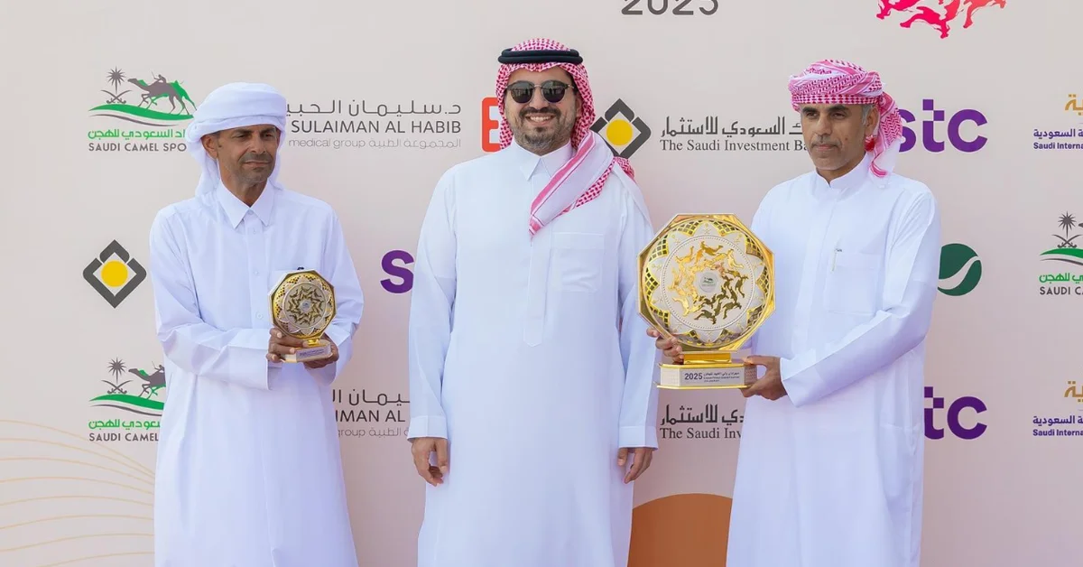 Winners of Thnaia Race Honored at Crown Prince Camel Festival - Main Image
