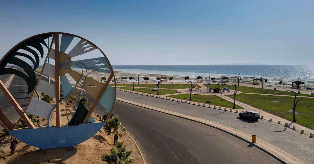 Umluj Beaches Become Premier Tourist Destination on the Red Sea - Main Image