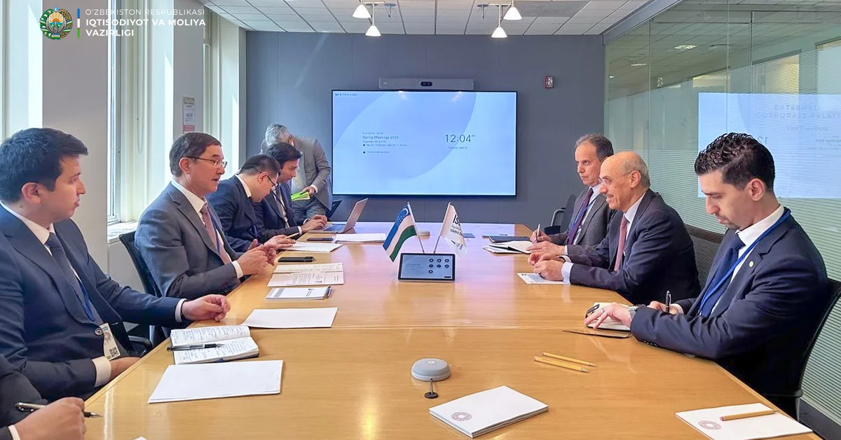 Uzbekistan's Deputy Prime Minister Meets with IsDB President - Main Image
